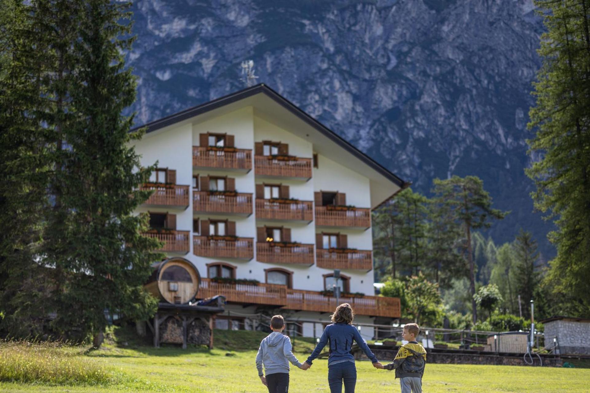 Hotel Il Cardo サン・ヴィート・ディ・カドーレ エクステリア 写真